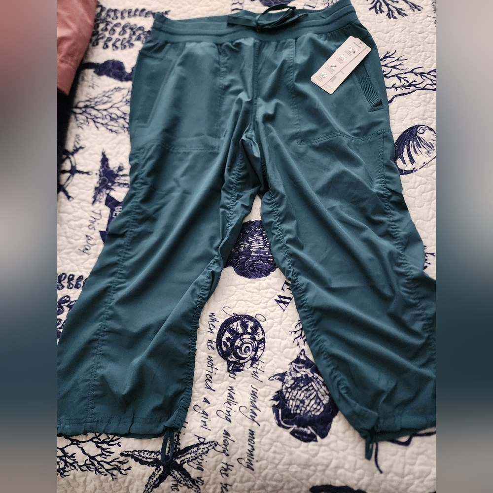 Rbx lightweight capri pant
